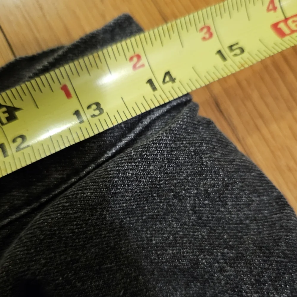 Levis Silver Tab Stay Loose Women's 28x30 Regular 16 Black Jeans